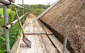 advantages of Warningcamp thatch roofing